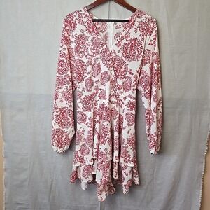 Women's XXL Floral‎ Blouse Red White Long Sleeve Stretchy Tunic Top Ruffle Hem